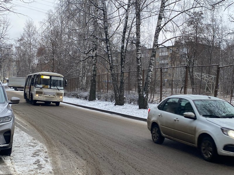 Маршрутка №26 вспыхнула на ходу в Воронеже