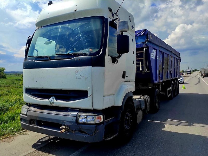 Большегруз задавил пешехода в Воронежской области