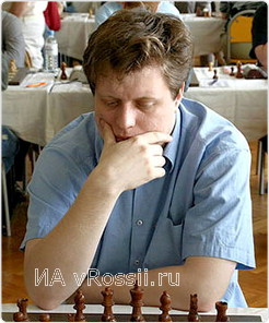 Международный гроссмейстер из Новосибирска Дмитрий Бочаров