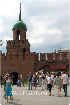 У стен Кремля