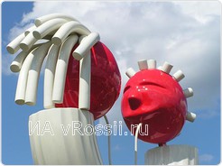 Памятник макаронам в Калуге
