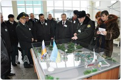 Участники встречи посетили таможенно-логистический терминал, который строится вблизи МАПП Нехотеевка.