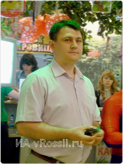 Начальник управления молодежной политики администрации Белгорода Денис Савельев пожелал всем хороших впечатлений