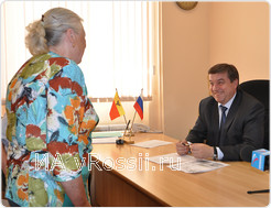 Воронежцы рассказали о своих проблемах на личном приеме у мэра Сергея Колиуха. 