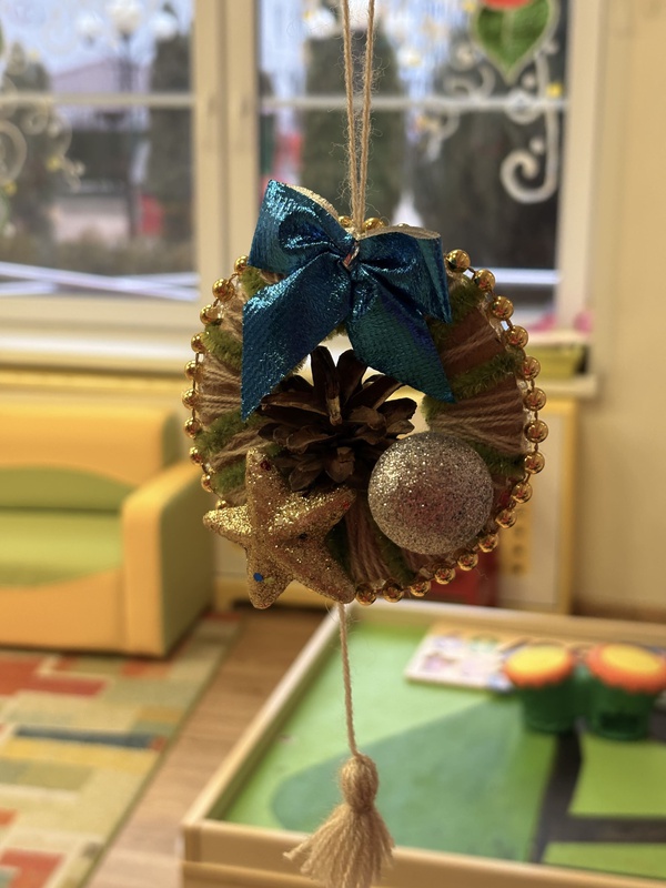 «Елочная игрушка»