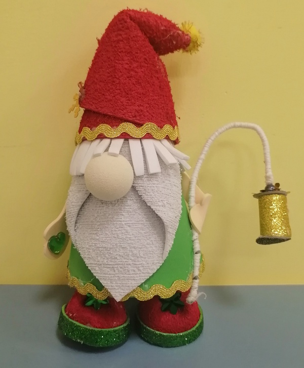 Гномик с волшебным фонариком
