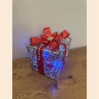 "Подарочек"