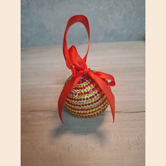 Елочный шарик