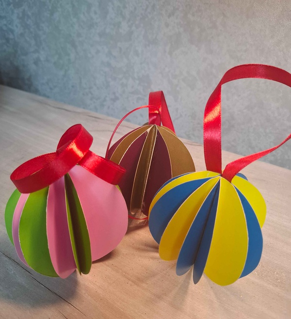 Разноцветные шарики