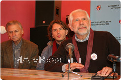 Леонид Винцкевич представляет гостей фестиваля 